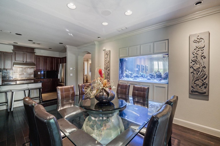 Photo 14 of 49 - 309 Fieldbrook Ct, Roseville, CA 95747