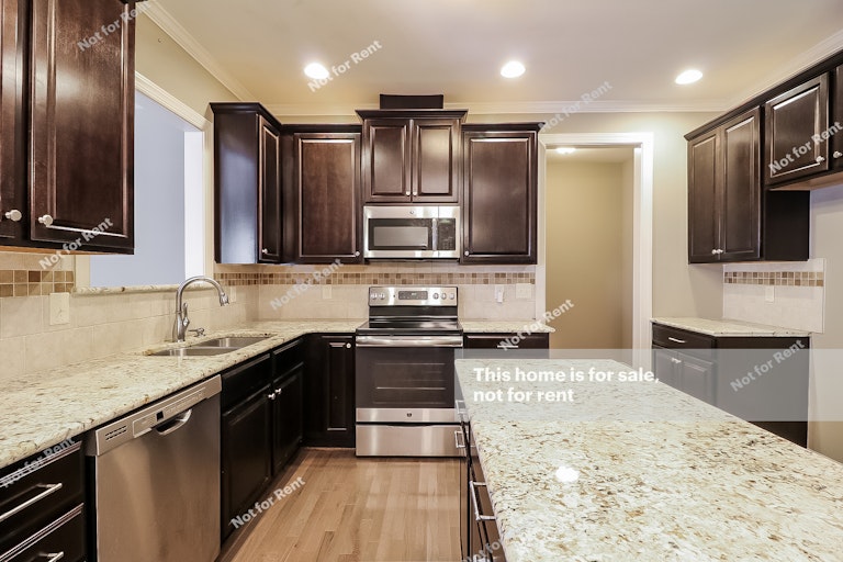 Photo 13 of 27 - 168 Talford Dr, Wendell, NC 27591