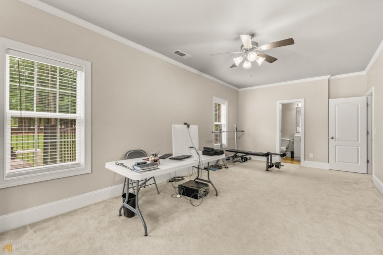 Photo 31 of 58 - 450 Herring Rd, Grayson, GA 30017