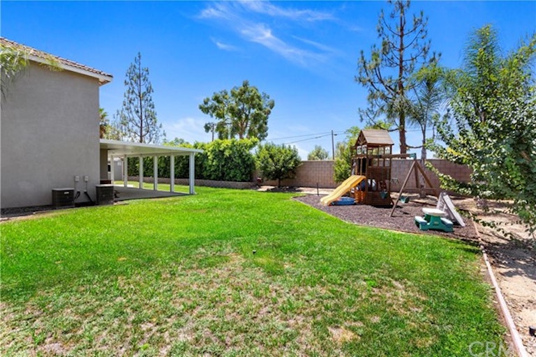 Photo 13 of 44 - 8215 Lantern Pl, Riverside, CA 92508