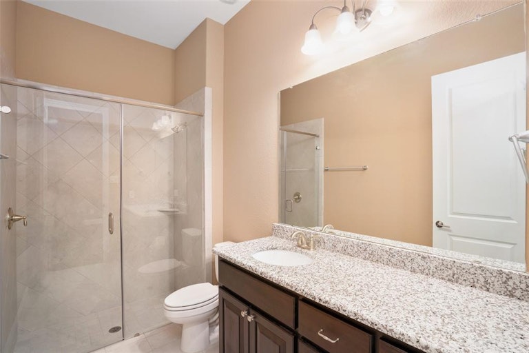 Photo 4 of 40 - 7624 Castlebridge, The Colony, TX 75056