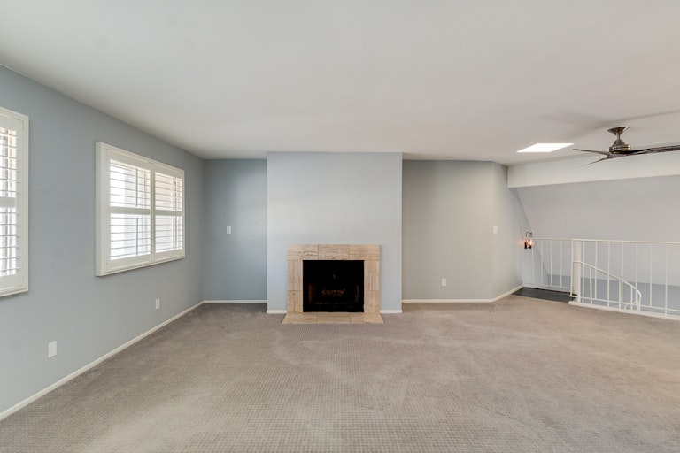 Photo 5 of 17 - 423 E Ironwood Dr, Phoenix, AZ 85020