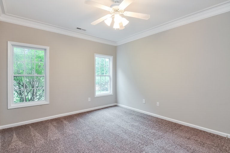 Photo 11 of 25 - 3003 White Cloud Cir, Apex, NC 27502