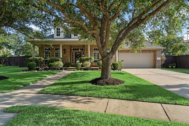 Photo 2 of 48 - 26511 Park Point Ln, Katy, TX 77494