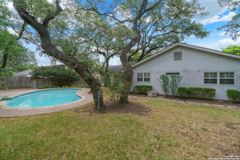 Photo 26 of 29 - 2035 Morning Dove St, San Antonio, TX 78232