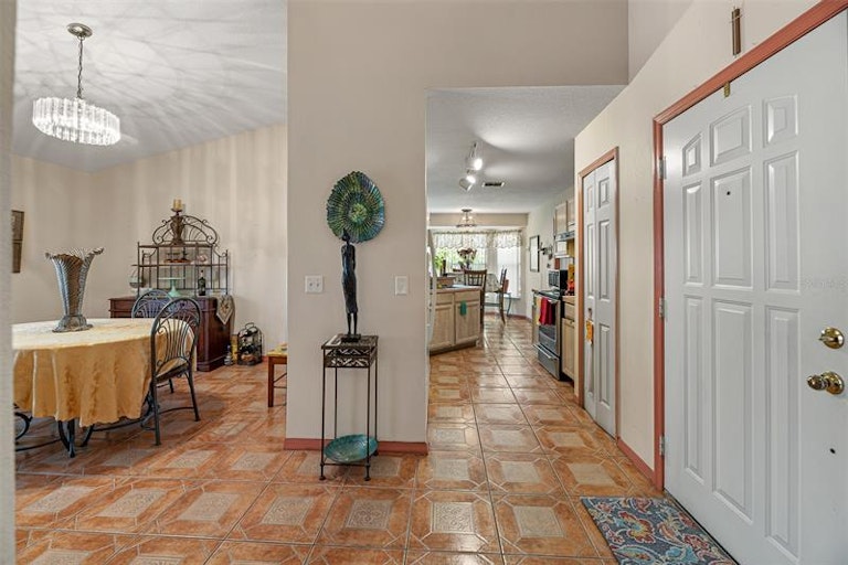 Photo 13 of 34 - 2345 Kings Crest Rd, Kissimmee, FL 34744