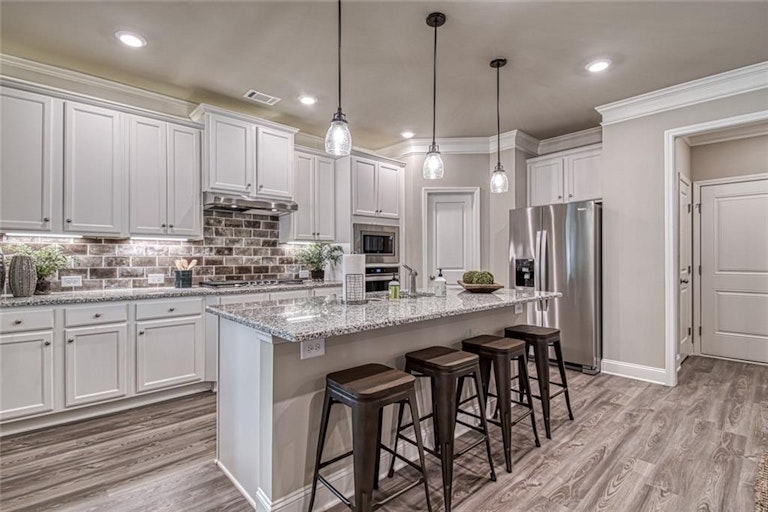 Photo 13 of 32 - 14 Henson Farm Dr, Loganville, GA 30052