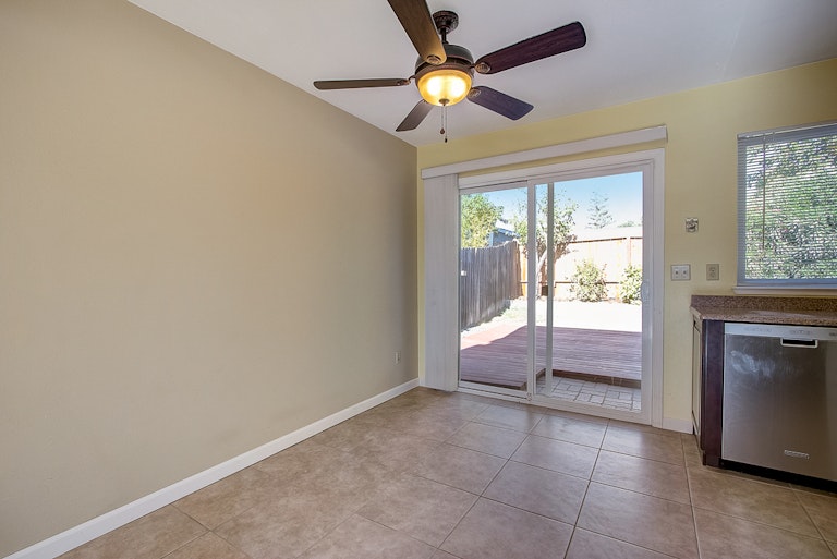 Photo 16 of 30 - 7863 Deer Creek Dr, Sacramento, CA 95823