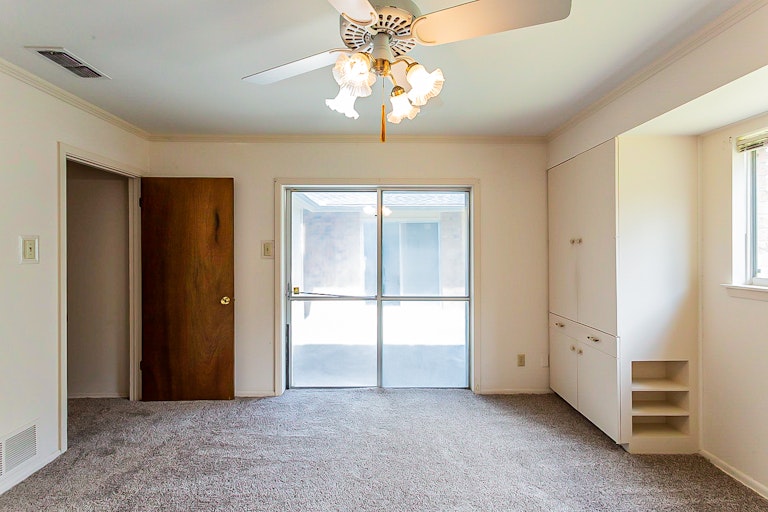 Photo 19 of 19 - 4122 Modena Dr, San Antonio, TX 78218