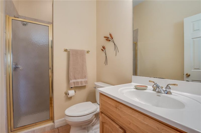 Photo 24 of 33 - 5851 Effie Dr, Apopka, FL 32712
