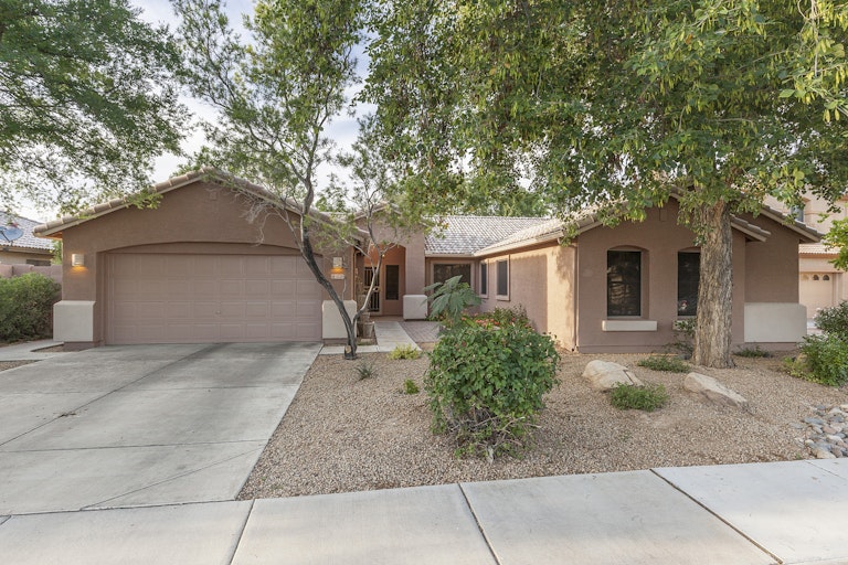 Photo 1 of 20 - 5328 W Morten Ave, Glendale, AZ 85301