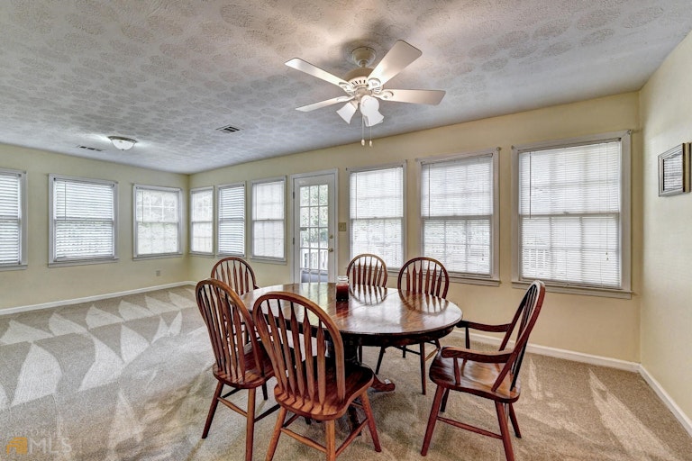 Photo 20 of 47 - 658 Shiloh Ct, Lawrenceville, GA 30044