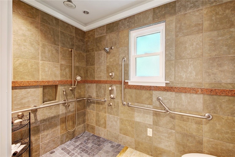 Photo 23 of 32 - 8510 Appalachian Dr, Austin, TX 78759