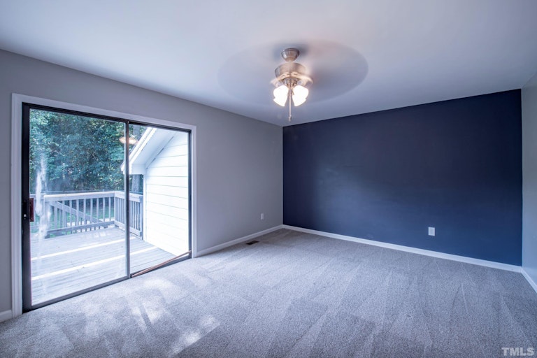 Photo 14 of 30 - 417 S Hollybrook Rd, Wendell, NC 27591