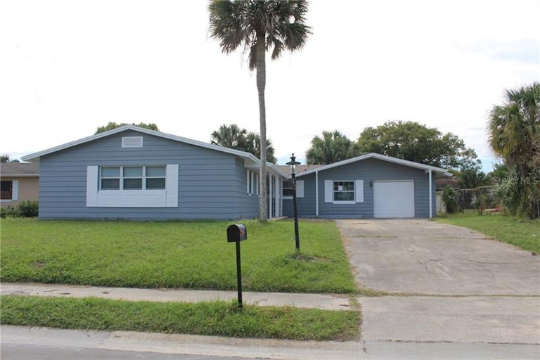 Photo 1 of 17 - 854 Hawkes Ave, Orlando, FL 32809