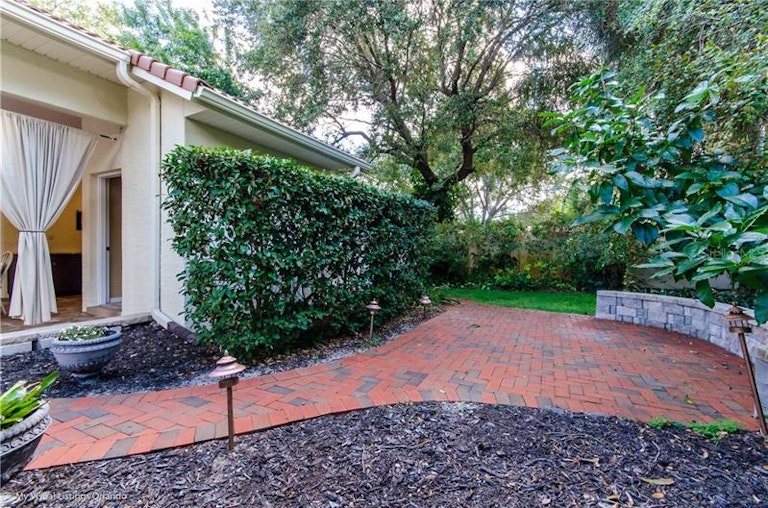 Photo 25 of 25 - 8918 Jonathan Manor Dr, Orlando, FL 32819