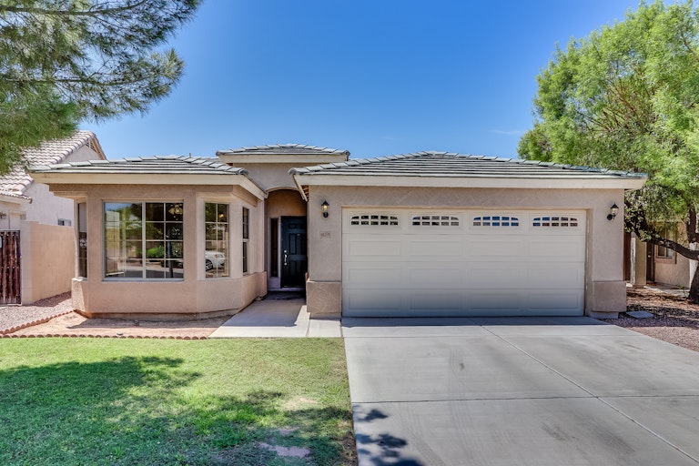 Photo 1 of 15 - 10759 W Edgemont Ave, Avondale, AZ 85392