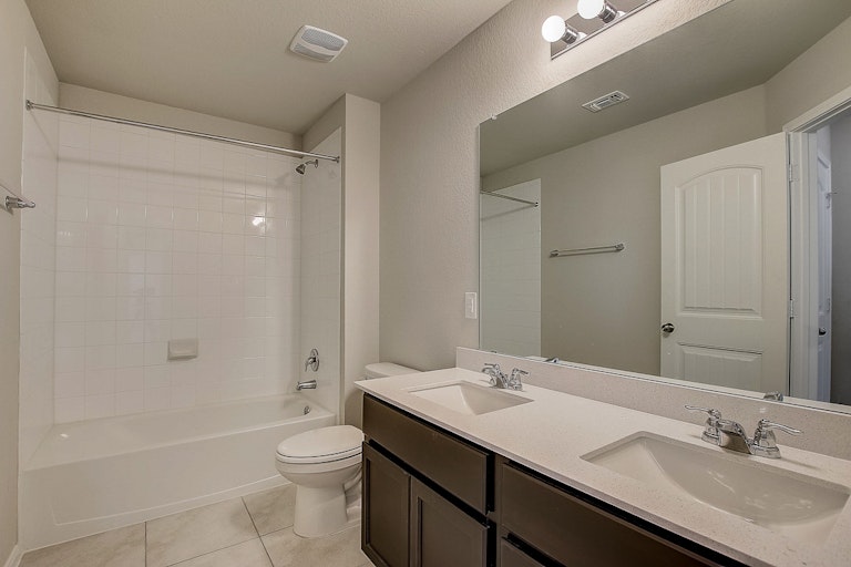 Photo 33 of 43 - 7004 Branrust Dr, Austin, TX 78744