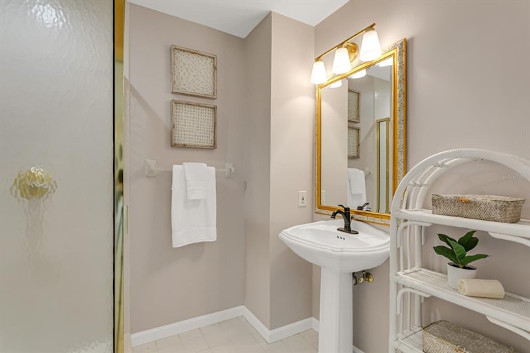 Photo 44 of 54 - 11003 Peach Point Ct, Bradenton, FL 34209