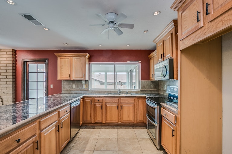 Photo 4 of 33 - 6309 E Acoma Dr, Scottsdale, AZ 85254