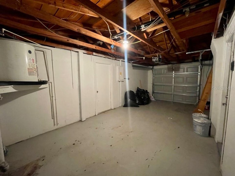Photo 9 of 24 - 9020 Rainbow Ln, Port Richey, FL 34668