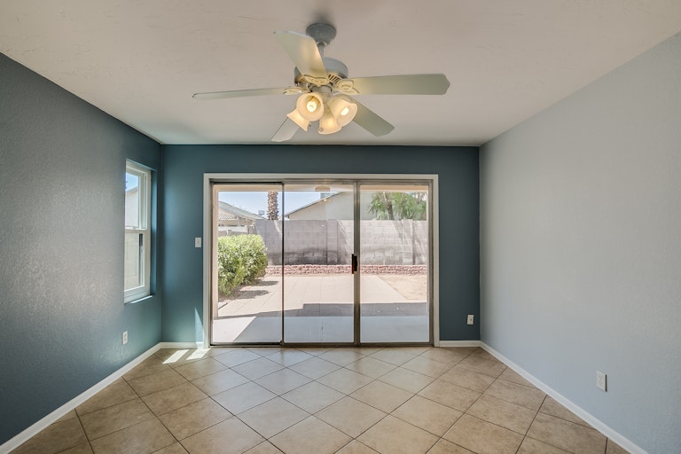 Photo 12 of 23 - 3118 E Topeka Dr, Phoenix, AZ 85050