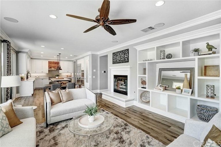 Photo 14 of 58 - 45189 Rideau St, Temecula, CA 92592