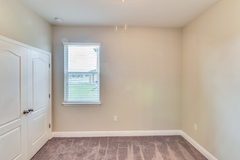 Photo 21 of 35 - 1219 Degraw Dr, Apopka, FL 32712
