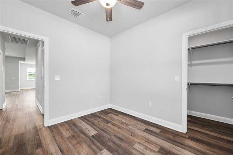 Photo 22 of 27 - 21802 McAllister Cir, Leander, TX 78645