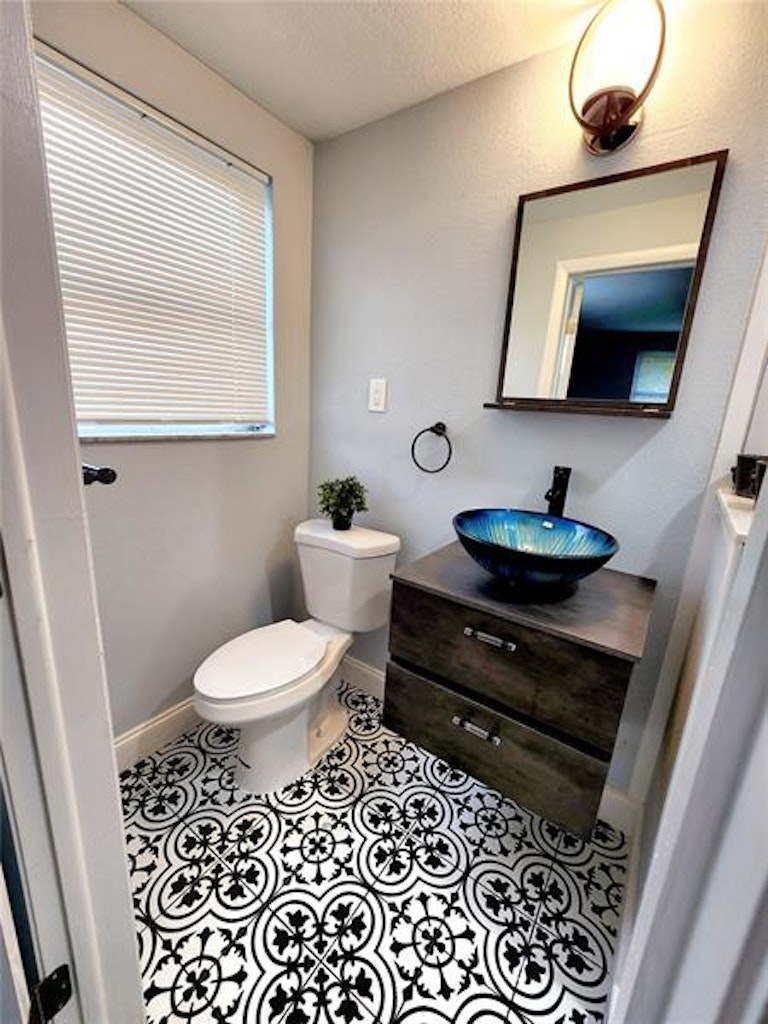 Photo 25 of 48 - 7623 Lotus Dr, Port Richey, FL 34668