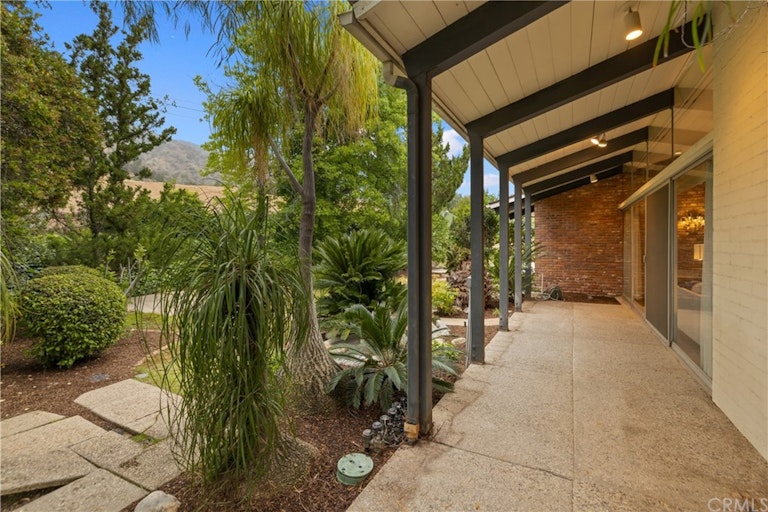 Photo 67 of 75 - 1123 W Donington St, Glendora, CA 91741