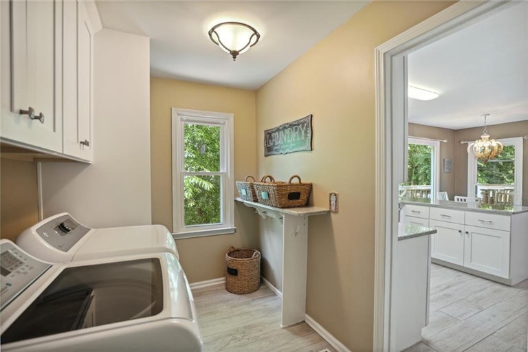 Photo 12 of 28 - 745 Welford Rd, Suwanee, GA 30024