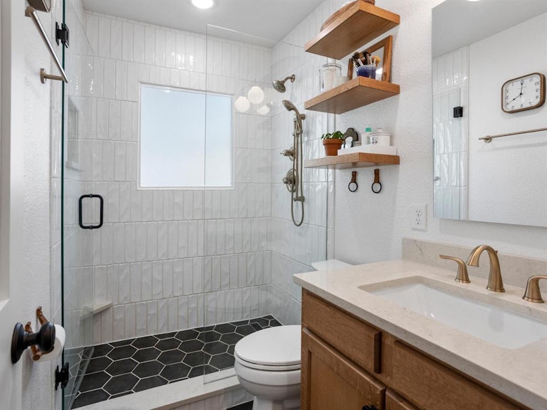 Photo 22 of 33 - 4028 Lovell Ave, Fort Worth, TX 76107