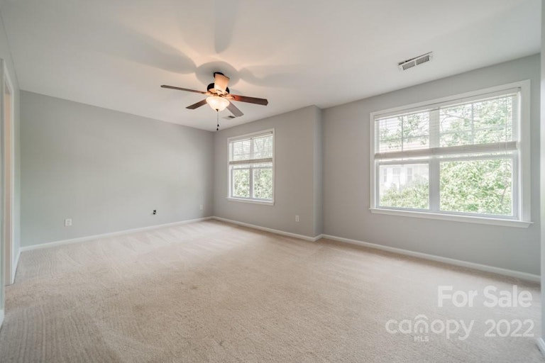 Photo 16 of 33 - 17360 Villanova Rd, Huntersville, NC 28078