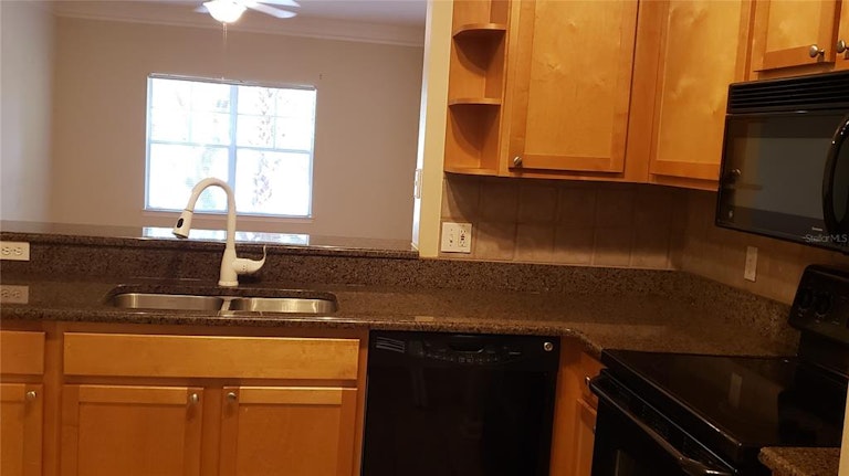 Photo 8 of 13 - 4207 S Dale Mabry Hwy #5204, Tampa, FL 33611