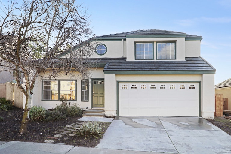 Photo 1 of 17 - 10582 Pepper Ridge Ln, Moreno Valley, CA 92557