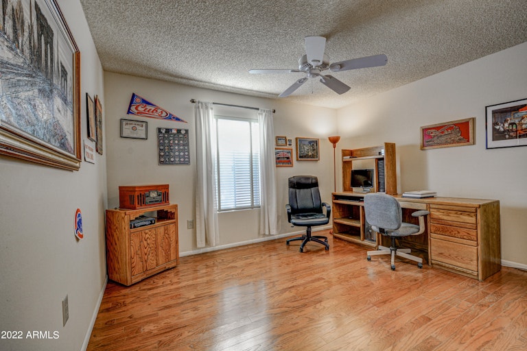 Photo 17 of 32 - 14444 N Lakeforest Dr, Sun City, AZ 85351