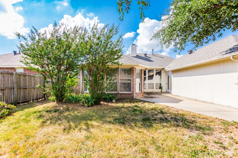 Photo 32 of 35 - 8160 Wales Dr, Frisco, TX 75035