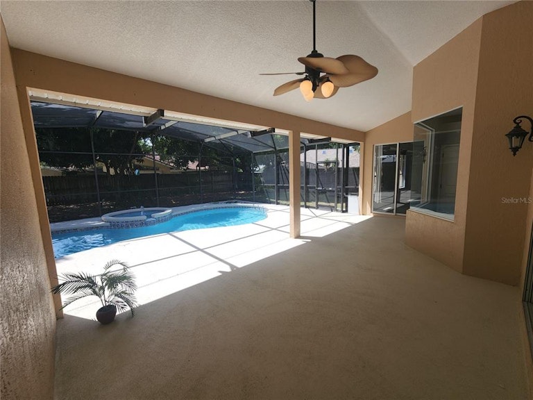Photo 28 of 41 - 10095 Brandon Cir, Orlando, FL 32836