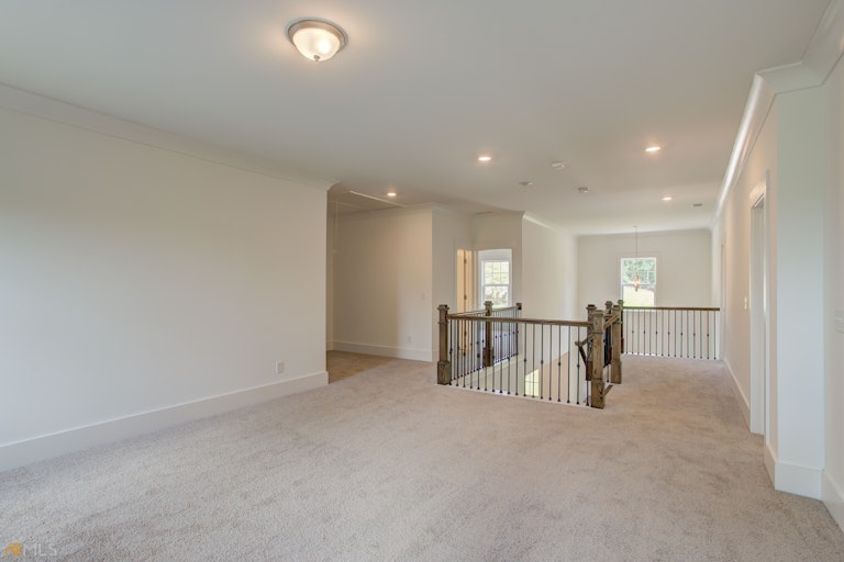 Photo 16 of 32 - 3001 Fairway Dr, Villa Rica, GA 30180
