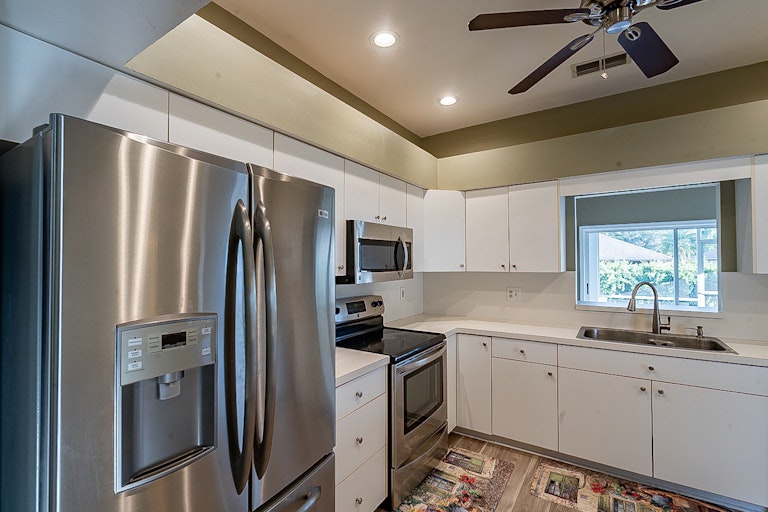 Photo 9 of 27 - 443 Sandestin Dr, Winter Haven, FL 33884