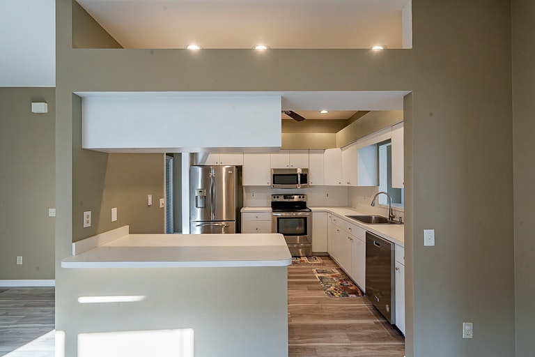 Photo 4 of 27 - 443 Sandestin Dr, Winter Haven, FL 33884