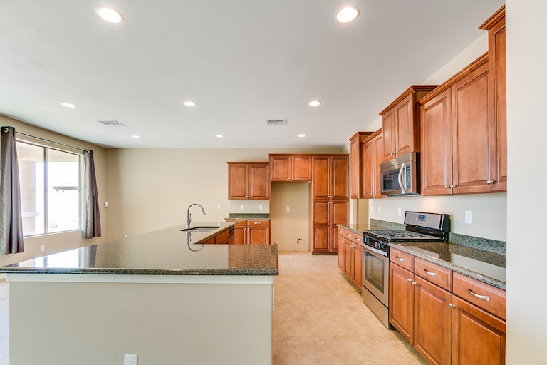 Photo 7 of 39 - 18303 W Denton Ave, Litchfield Park, AZ 85340