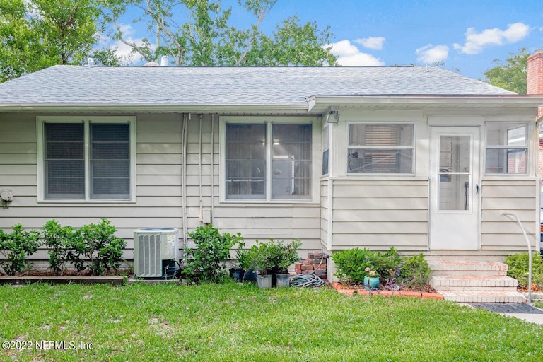 Photo 27 of 30 - 1032 Dancy St, Jacksonville, FL 32205