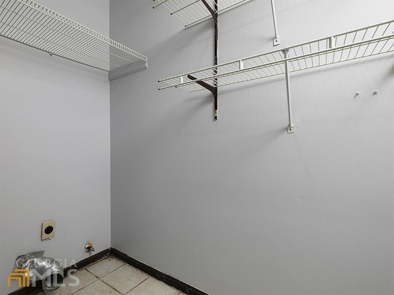 Photo 21 of 34 - 1203 Ridgeside Dr NW, Acworth, GA 30102