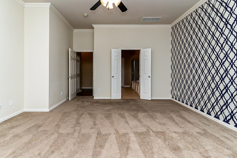 Photo 20 of 37 - 4712 Eddleman Dr, Fort Worth, TX 76244