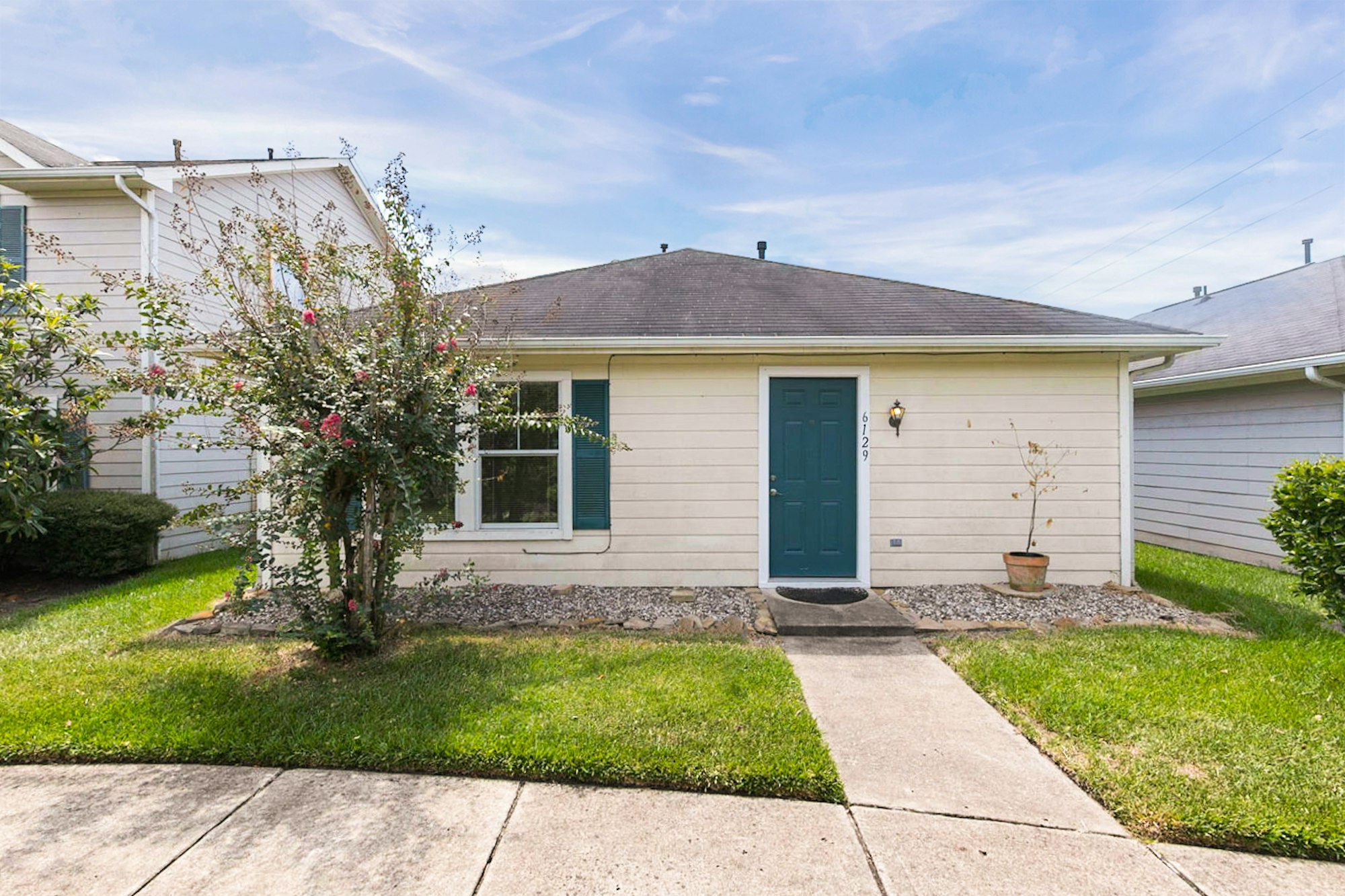 Photo 1 of 16 - 6129 Settlers Square Ln, Katy, TX 77449