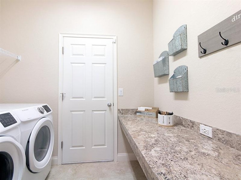 Photo 24 of 24 - 4012 Shearwater St, Lakeland, FL 33811