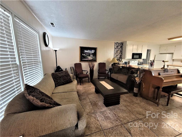 Photo 7 of 21 - 2115 Fowler Secrest Rd, Monroe, NC 28110