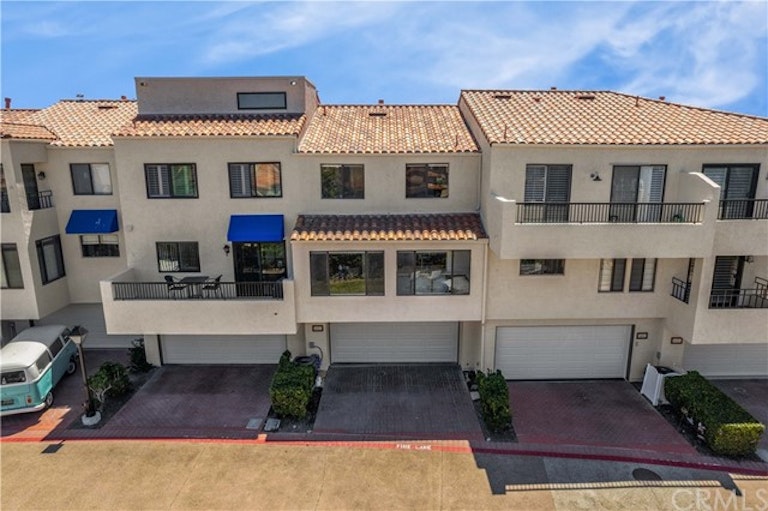 Photo 40 of 48 - 16515 Tropez Ln #147, Huntington Beach, CA 92649